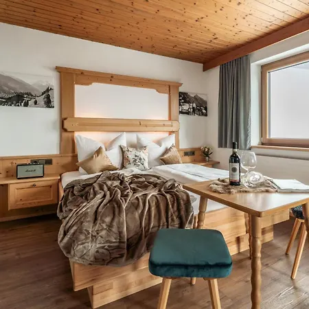 Haus Schoeser Apartamento *