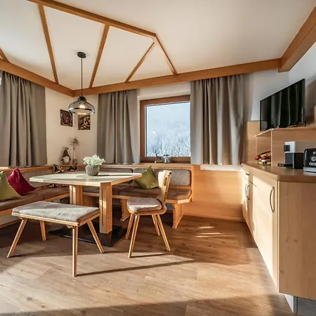Haus Schoeser *