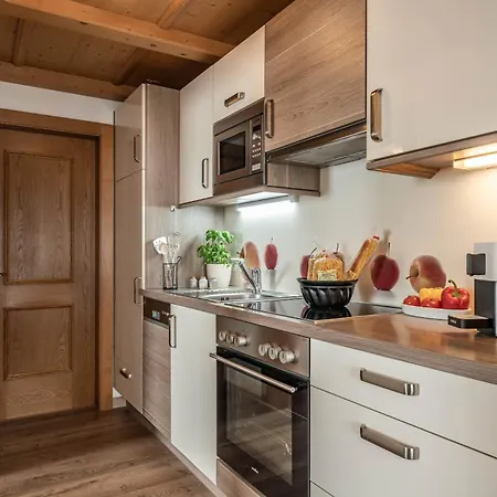 Haus Schoeser Apartamento *
