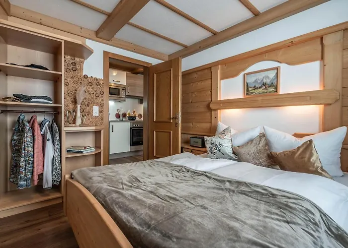 Haus Schoeser * היפאך