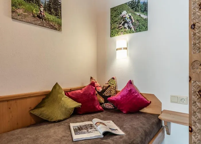 Haus Schoeser היפאך