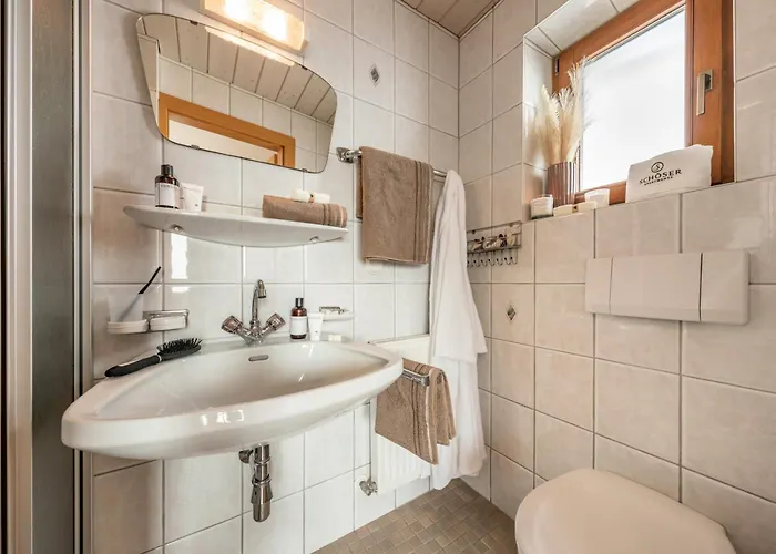 Haus Schoeser דירה *