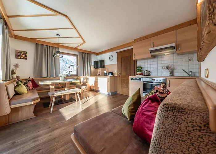 Haus Schoeser היפאך