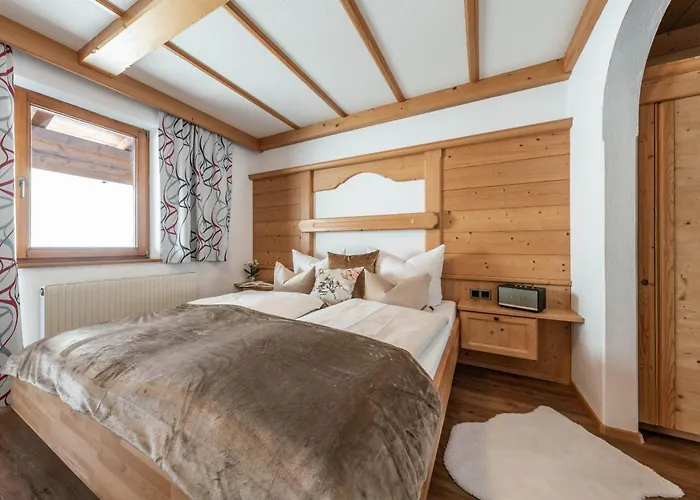 Haus Schoeser * היפאך