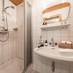 Haus Schoeser *